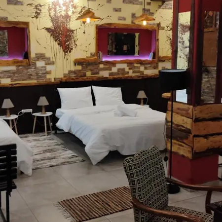 Apart Otel 1920s Kalamata