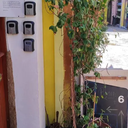 Apart Otel 1920s Kalamata