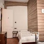 Hostel 1920's & Beds *