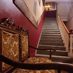 بيت شباب 1920's & Beds