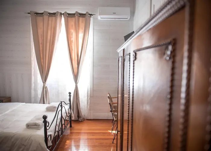 1920's & Beds