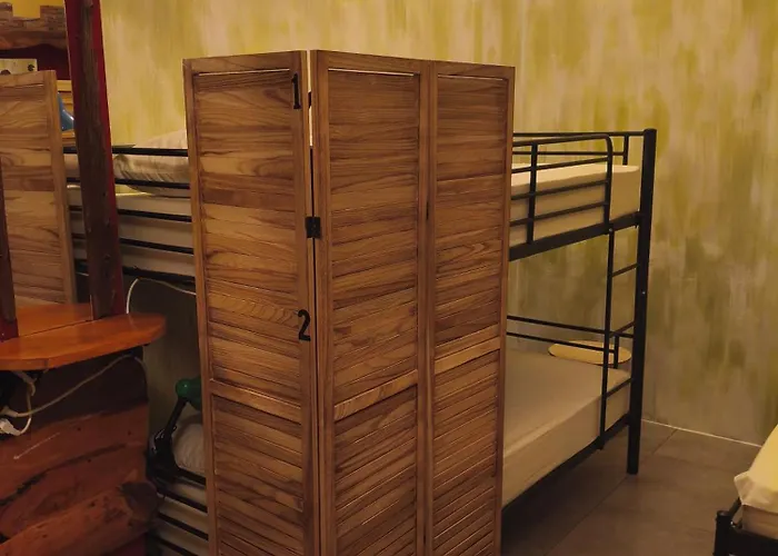 1920's & Beds Ostello Kalamata